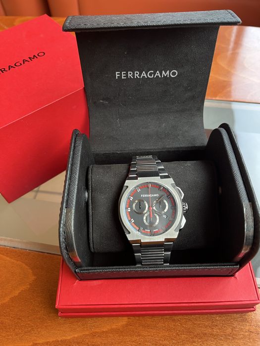 FERRAGAMO в перфектно състояние