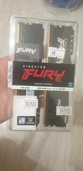 Продам оперативку 2x8gb 3600Mhz DDR4