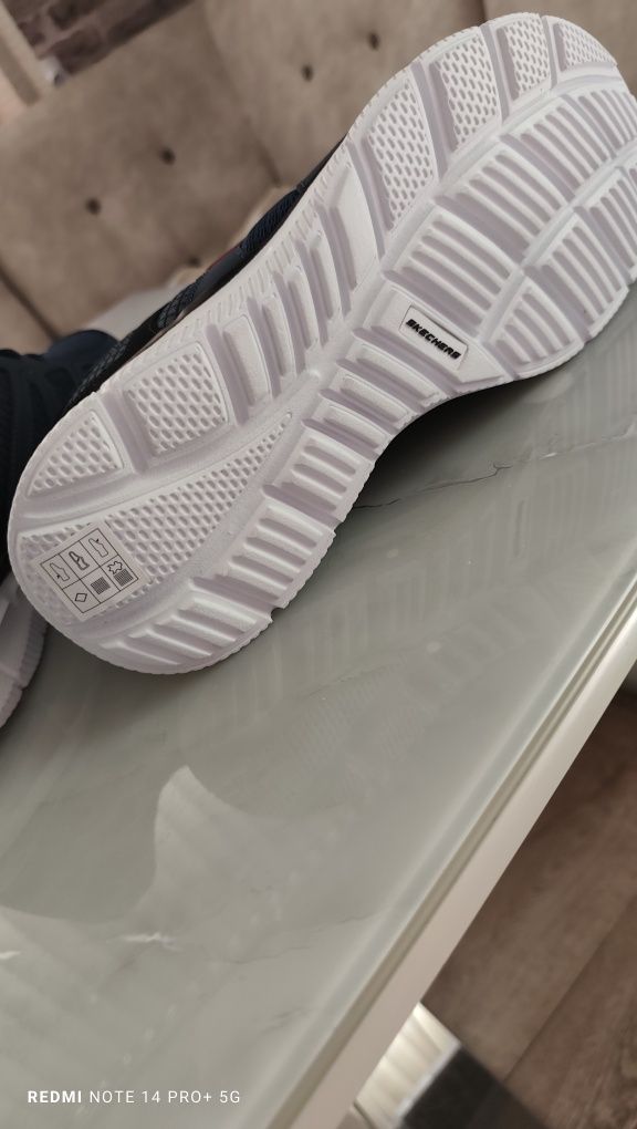 Спортни мъжки маратонки Skechers