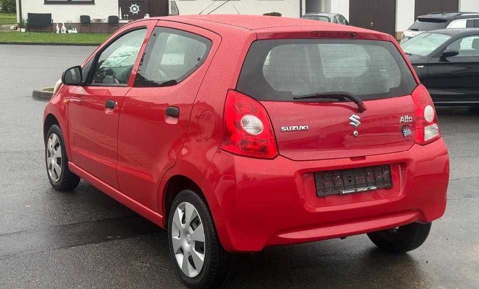 Suzuki 1.0 benzina automat