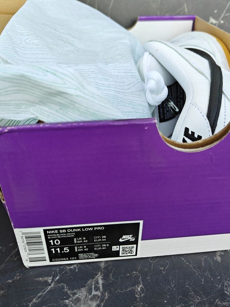 Adidași Nike SB Dunk Low Pro