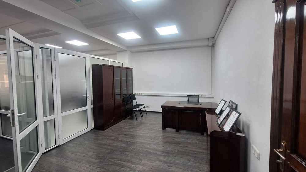 сдаю офис в БЦ с мебелью, ул. Шевченко