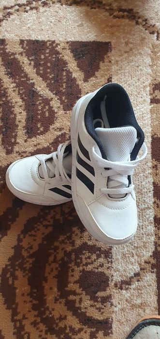 Adidasi Adidas nr 28