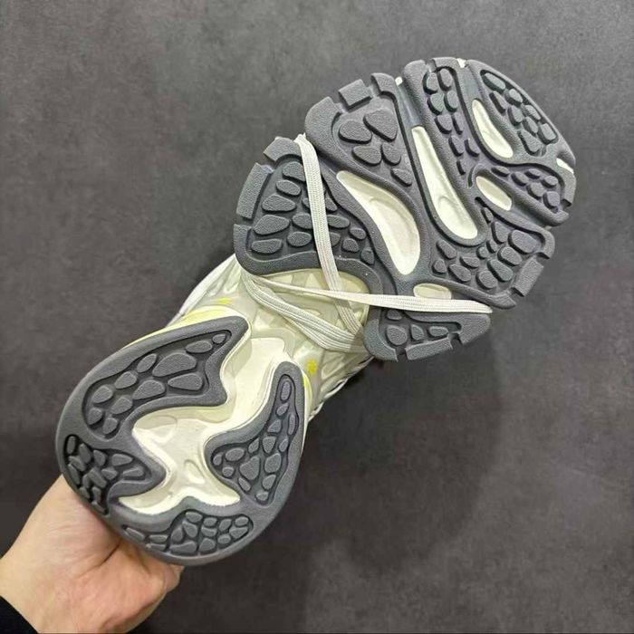 Нови дамски маратонки Adidas XLG Runner Deluxe Grey