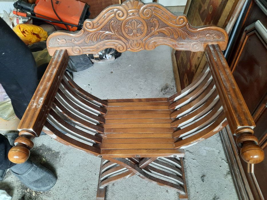 Set de 2 scaune pliabile din lemn masiv sculptate manual