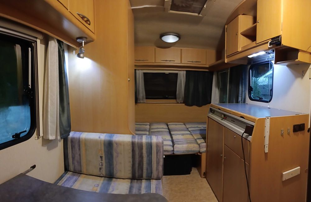 Rulotă Adria DS 390 – 2002 – Înmatriculată RO – FOARTE NEGOCIABIL