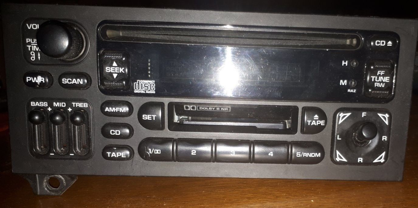 Chrysler double din radio, CD , tape player