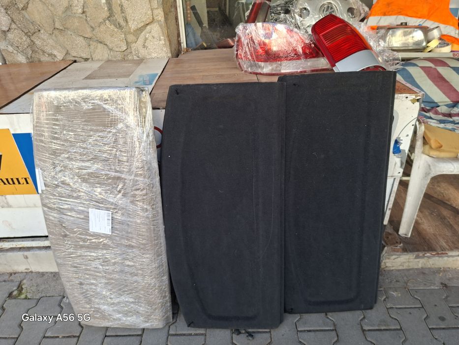 Оригинална кора за багажник VwGolf 5 /6