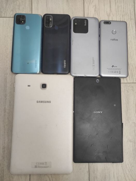 Телефоны на запчасти