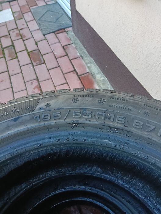 Vand 4 anvelope de iarna 195 55 R16