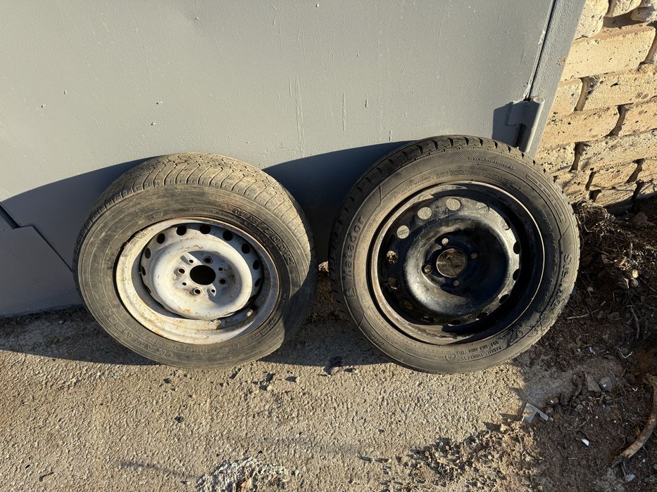 Два диска с резиной на 13 и 14