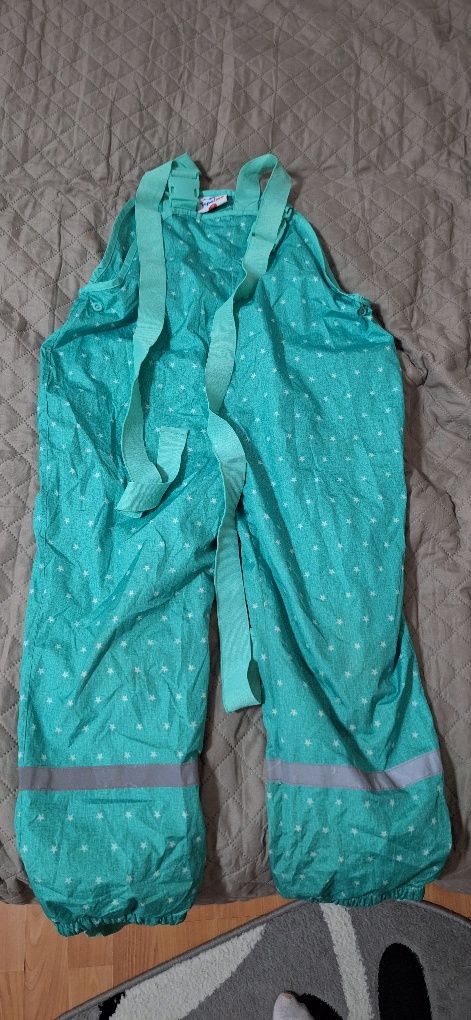 Pantaloni de schi și combinezon de schi