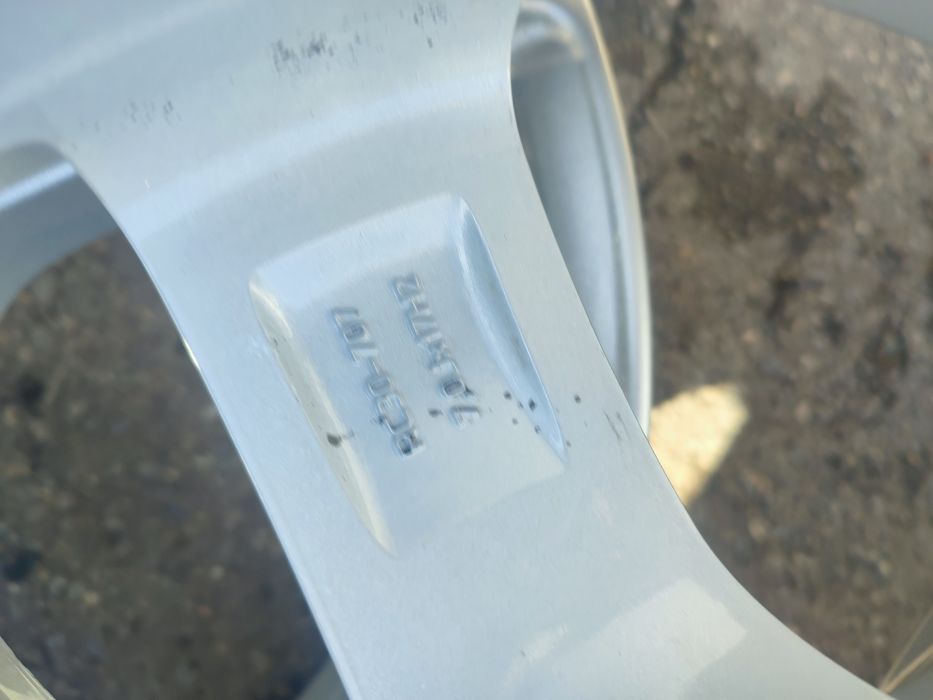 17" оригинални алуминиеви джанти за Renault/Dacia/Nissan.