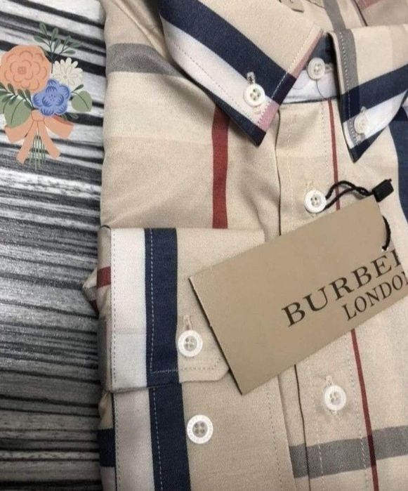 Camasi  bumbac slim fit Burbbery, diverse mărimi, logo brodat
