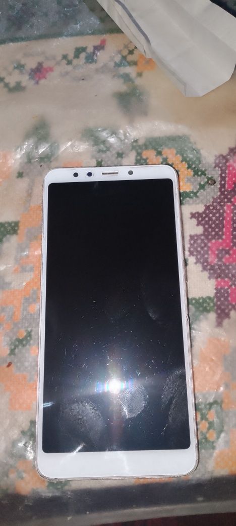 Redmi 5 sotiladi