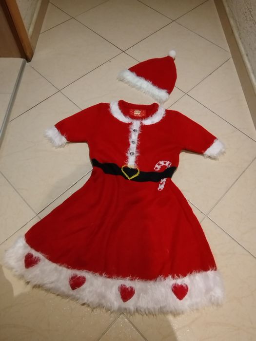 Коледна рокличка с шапка  за 5-6 годишна дама