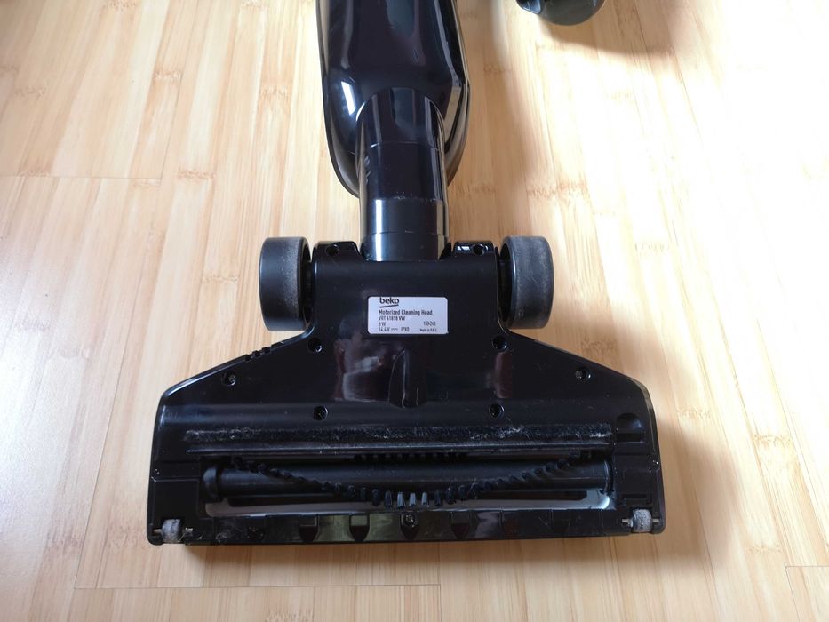 Vand Aspirator vertical Beko 18V 60min Capacitate 0.5l Cyclone Hepa10