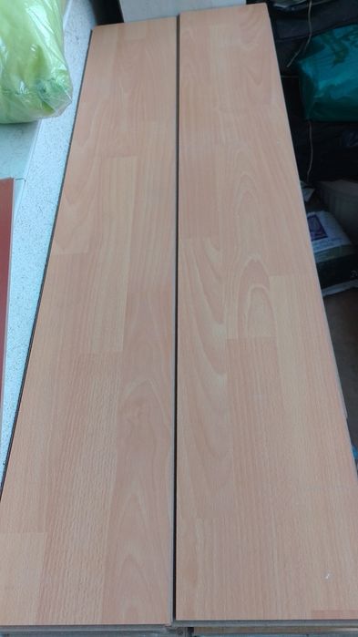 Продавам ламинат