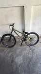Bicicleta Dirt Kellys Whip 30 + cauciucuri Continental