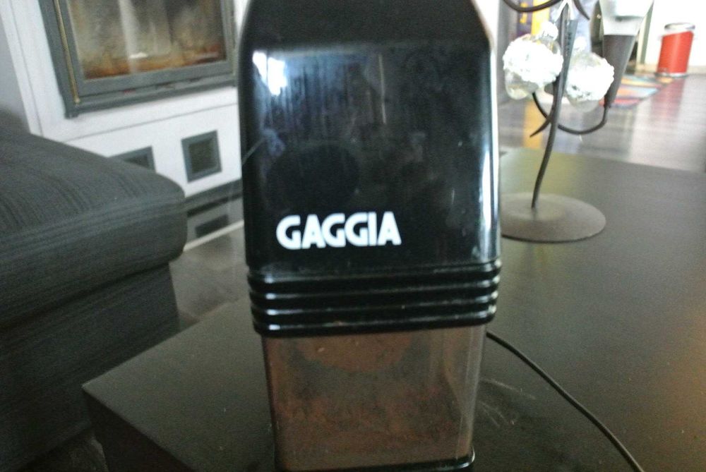 Кафемелачка Gaggia MM, работеща, 85 лв.