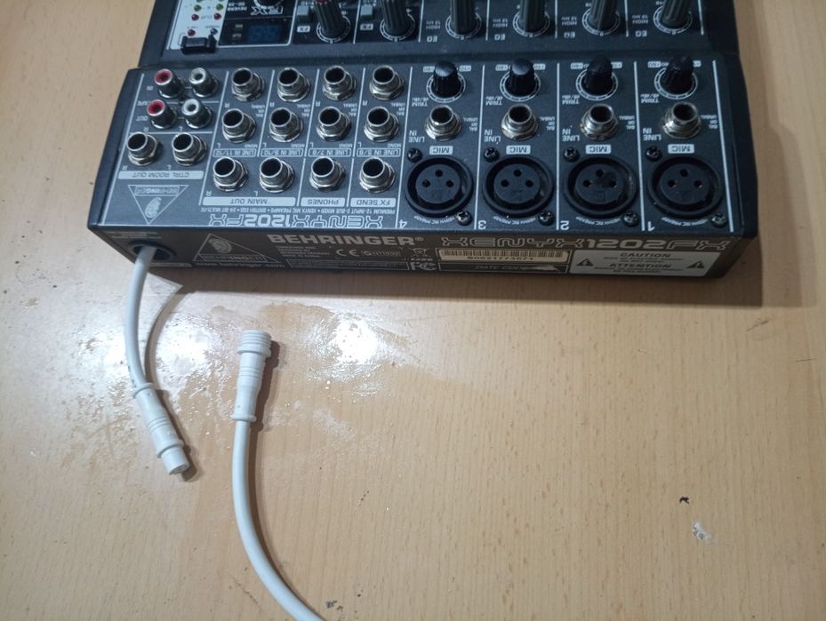 Mixer Behringer xenyx 1202fx, cu efecte