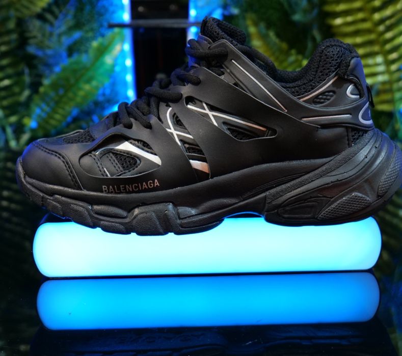Нови маратонки Balenciaga track (36-44) Цвят- Черно