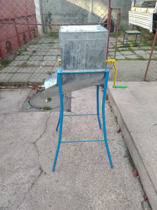 Tocator de mere, pere, fructe