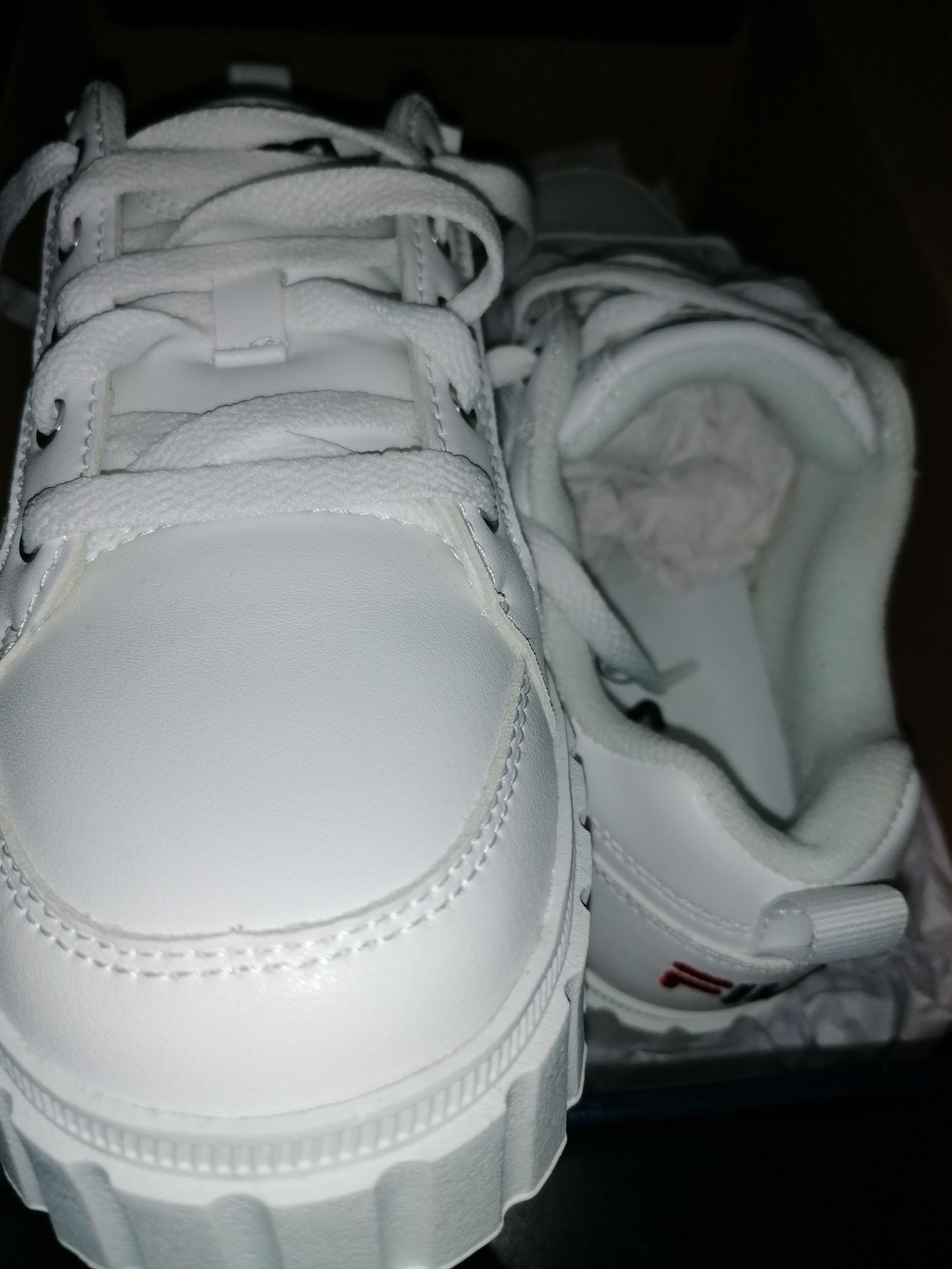 Adidas alb Sneakers Fila 38 noi în cutie