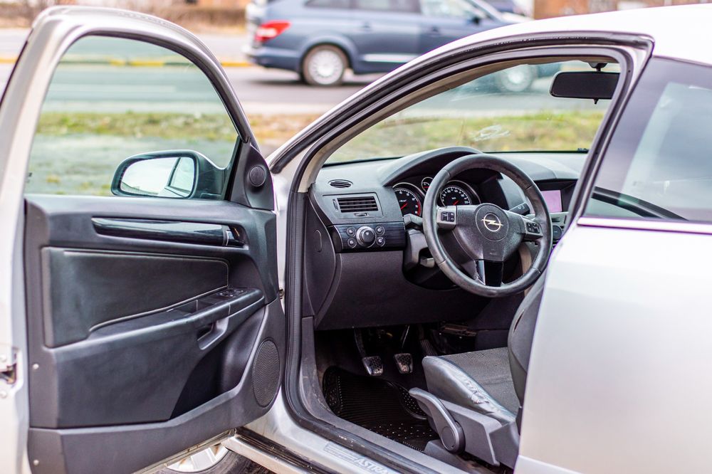Opel Astra h gtc