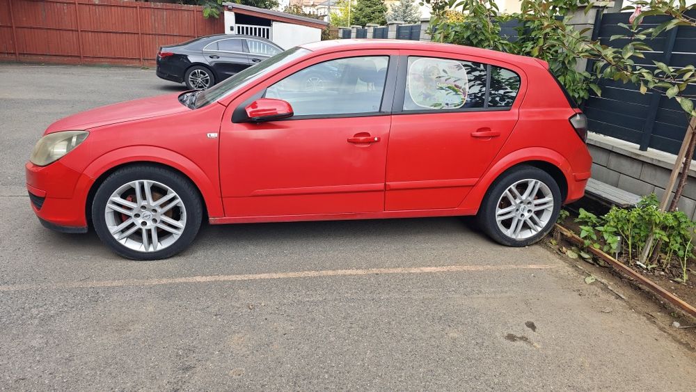 Opel Astra  h 1.7