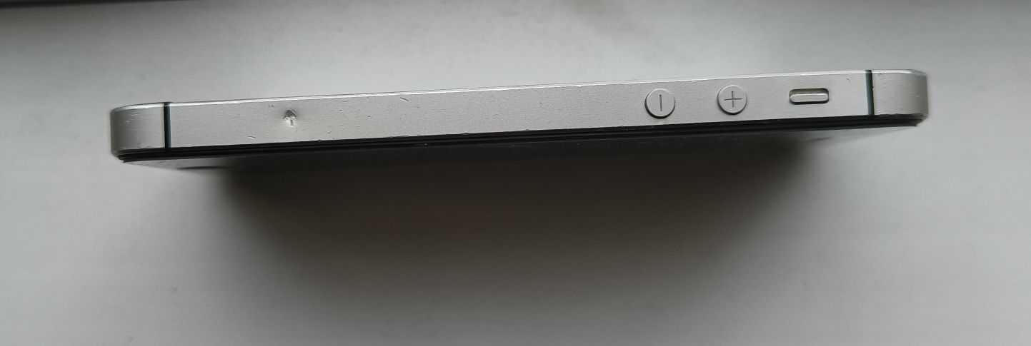 iPhone SE , 32Gb