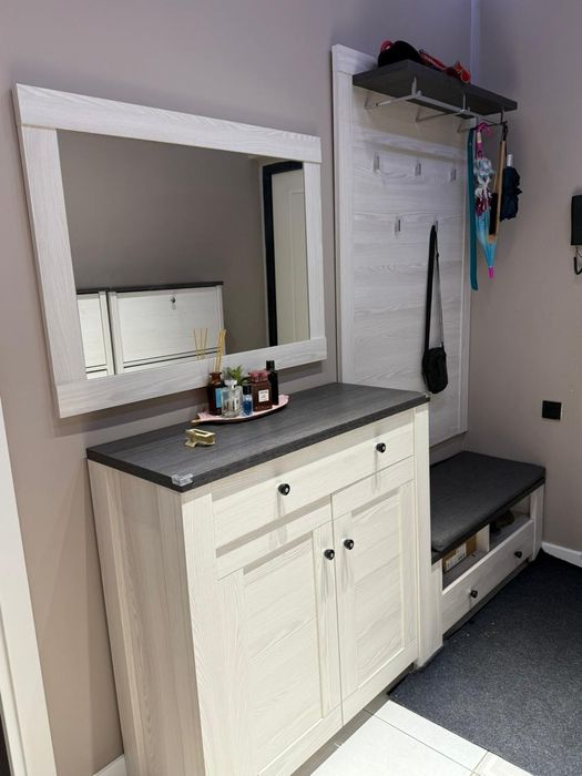 Прихожая в хорошем состоянии