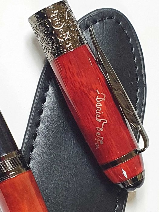 Pix MontBlanc " Daniel Defoe" new   +husa