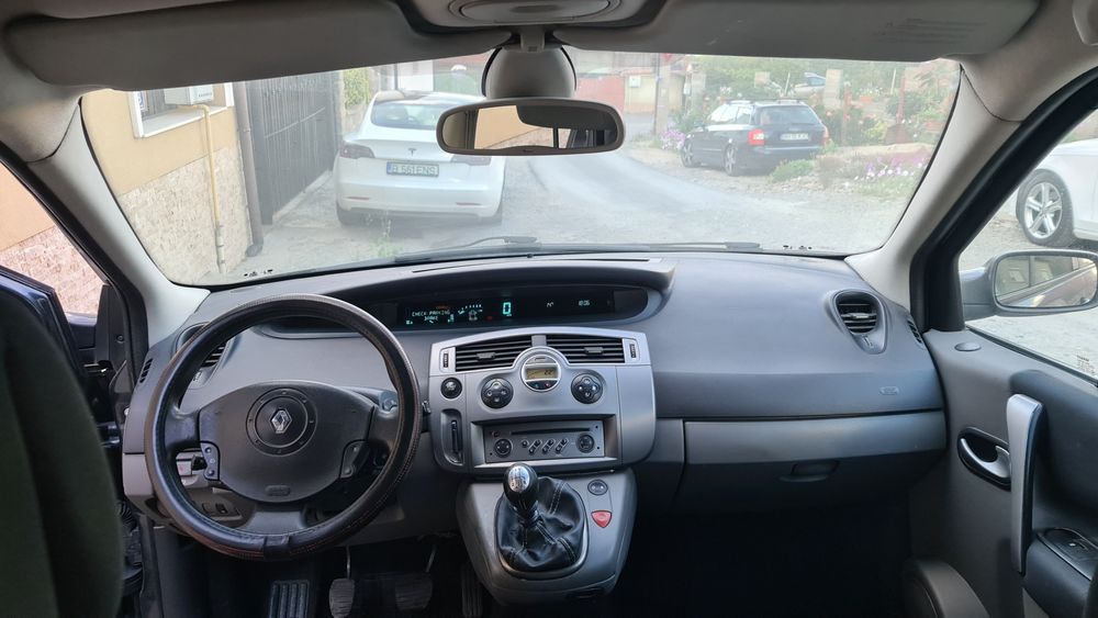 Renault Megane Scenic 2