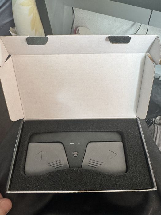 Pedala pentru derulare pagina