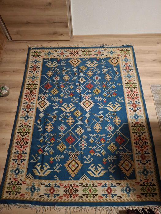 Чипровски килим. Размер 200см на 150см