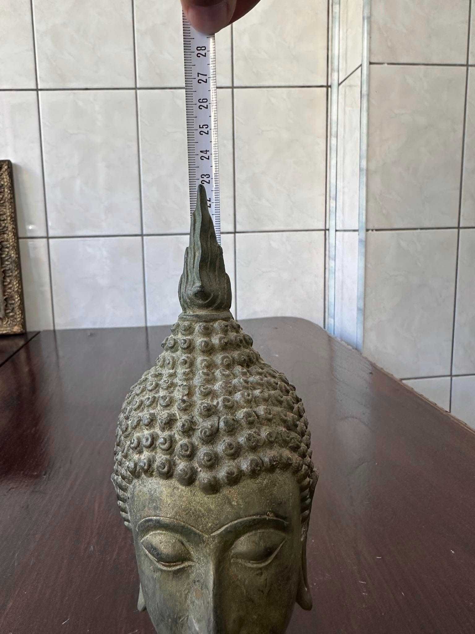 Cap vintage de Buda pe suport de lemn