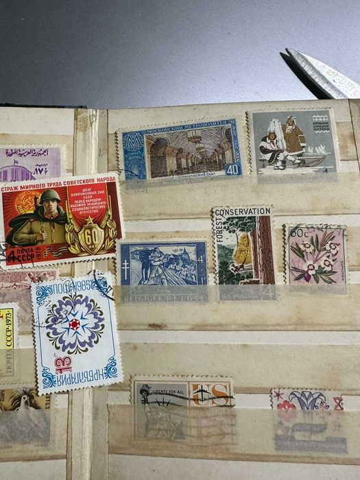 Стари пощенски марки - чуждестранни от средата на 20ти век.