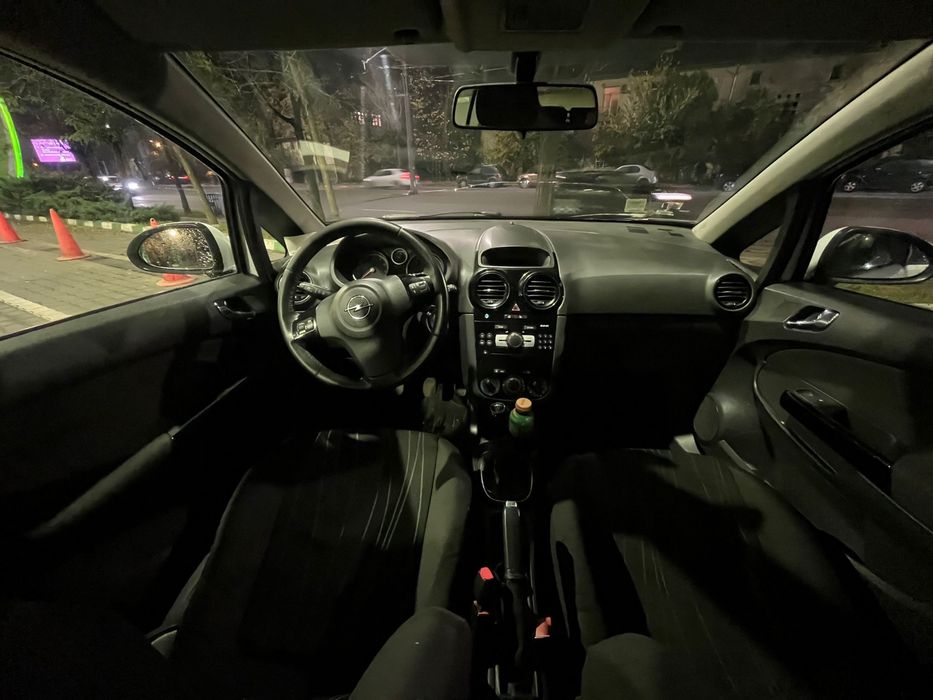 Vând Opel corsa D 2011 Itp valabil !!