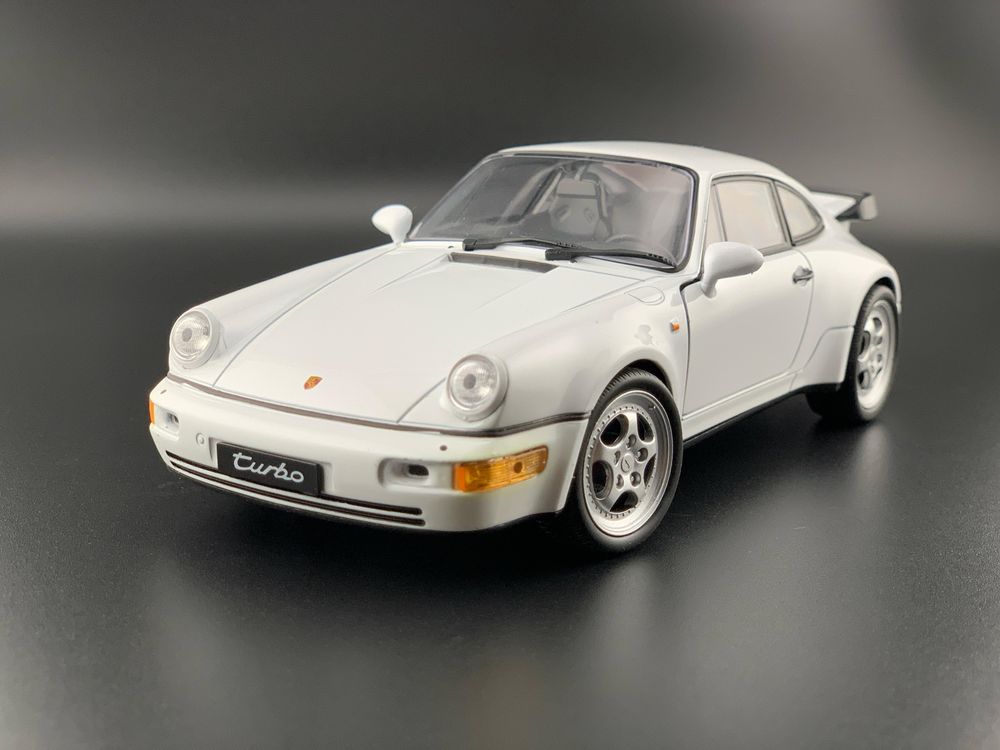 Macheta auto Porsche 911 Turbo 964 , Welly, 1/24