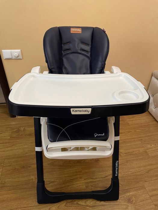 Продам детский стульчик для кормления KarmaBaby, в идеалном состоянии