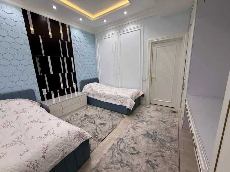 ПРОДАЕТСЯ‼️ 5 комнатная новостройка 128м подключ: метро Новза Чиланзар