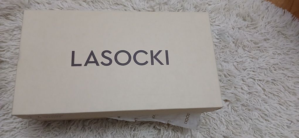 Papuci Lasocki nr 36