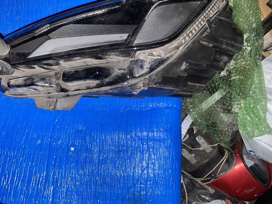 Far Audi A4 B9 8W facelift 2020 - 2023 faruri stanga dreapta