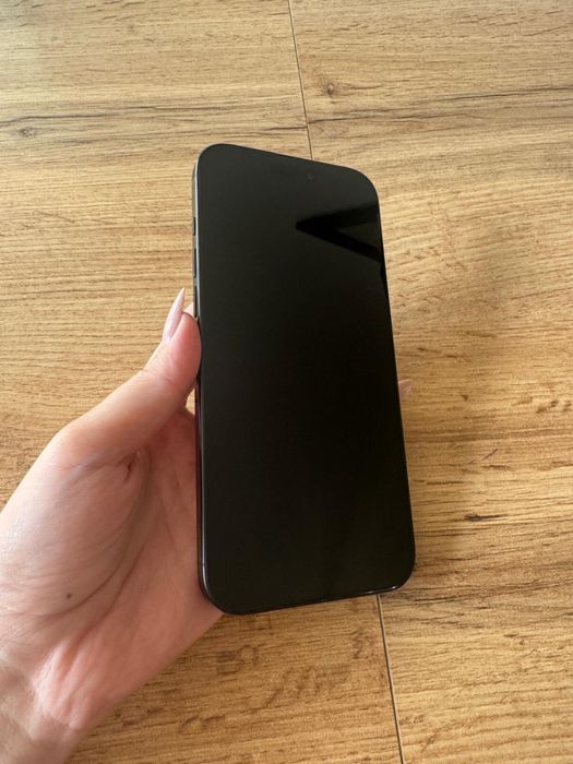 iPhone 16 Pro Max, Black Titanium, 256GB