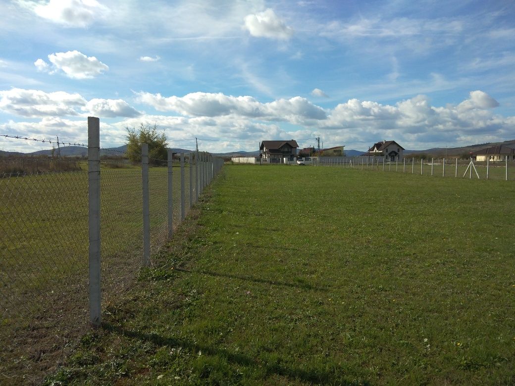 Vand Teren Intravilan In Jelna