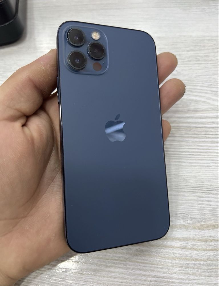 Iphone 12 pro holati yaxshi ochilmagan 310 $