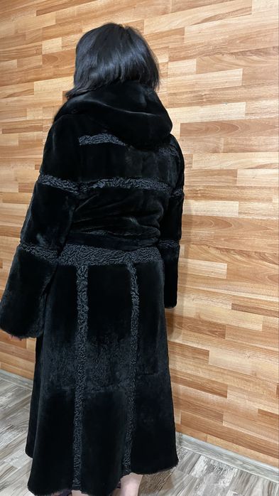 Стриженная норковая шуба с каракулем продам