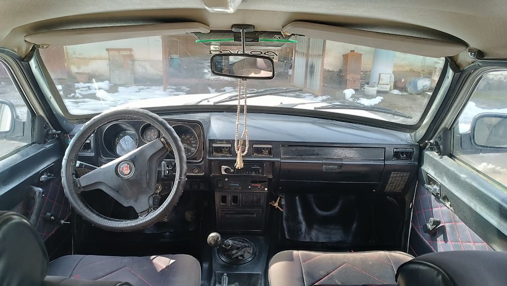 Volga 31 sotiladi aybi yoq 100 talik metan bal8n