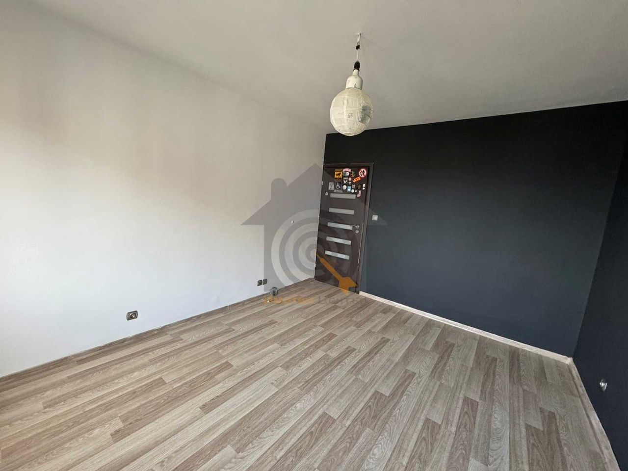 Продава се Тристаен апартамент в София, Дружба 1 - 90 кв.м за 2334 €/кв.м - Снимка #11
